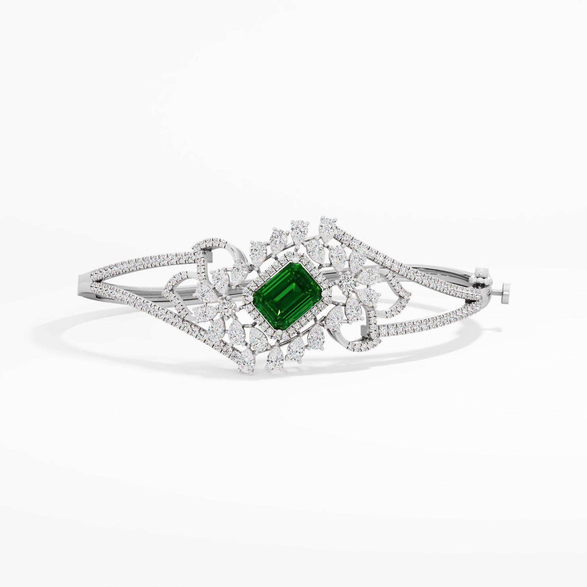 Aaryaa Vintage Crown Bracelet