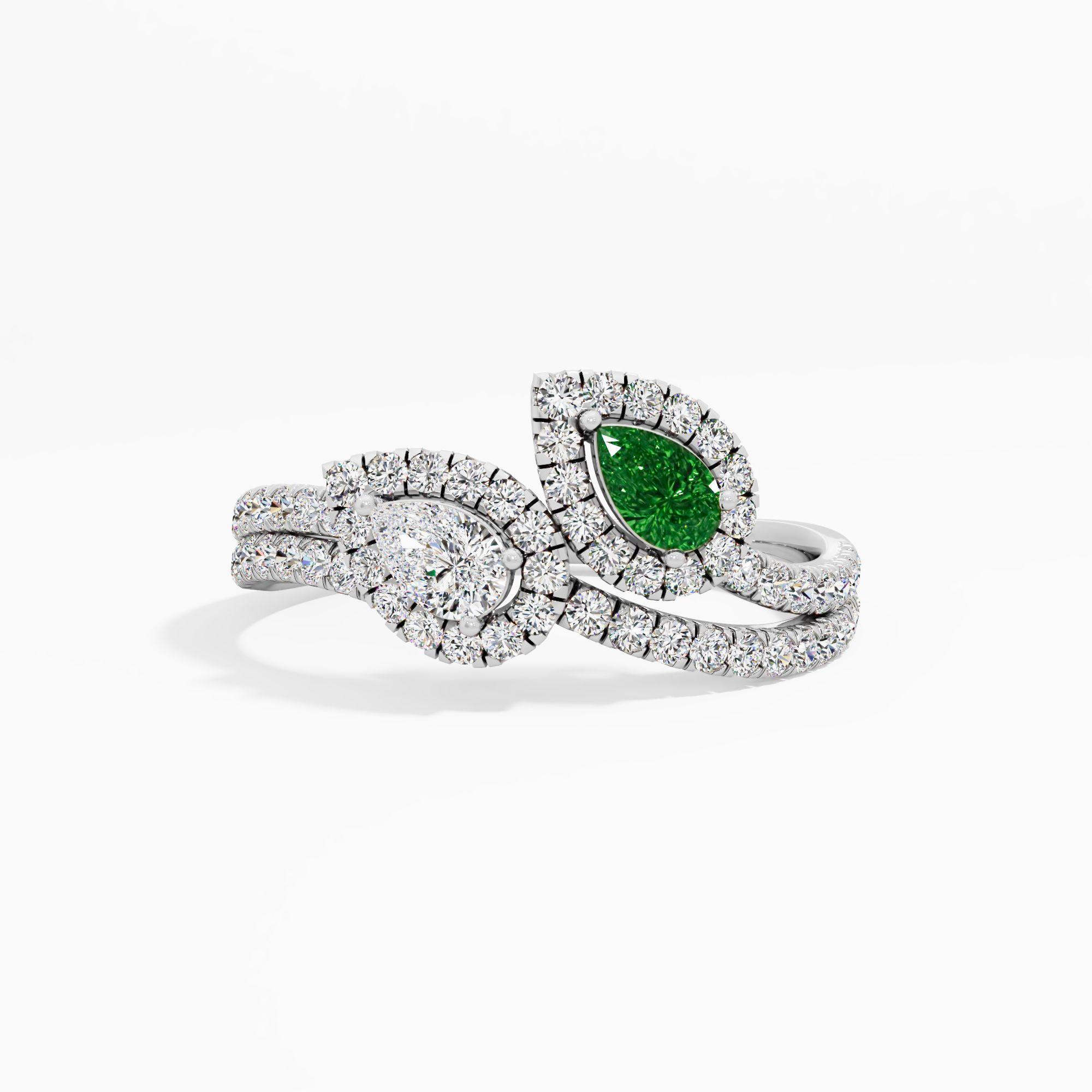 Toi et Moi Emerald Halo Ring