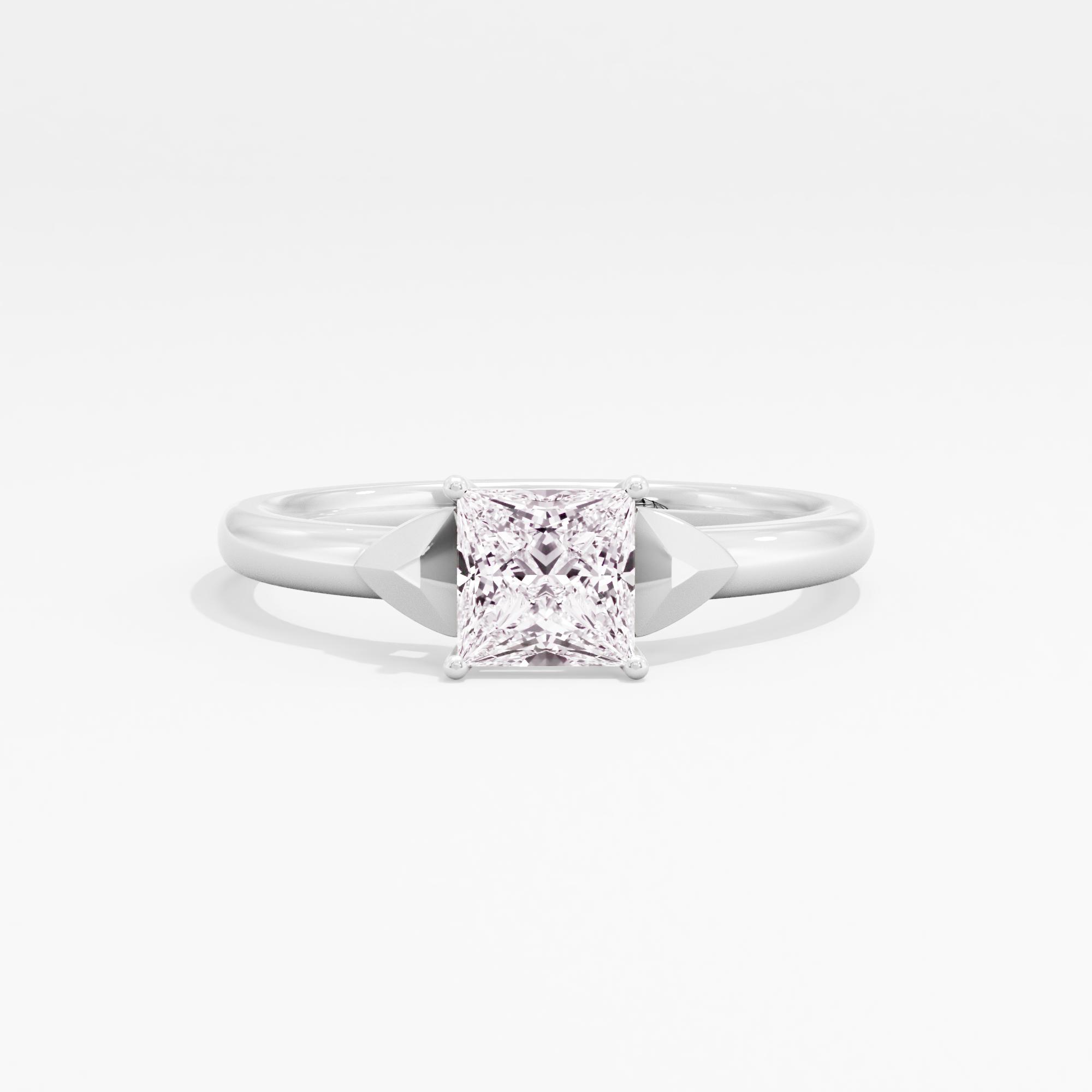 Mira Luxe Solitaire Ring