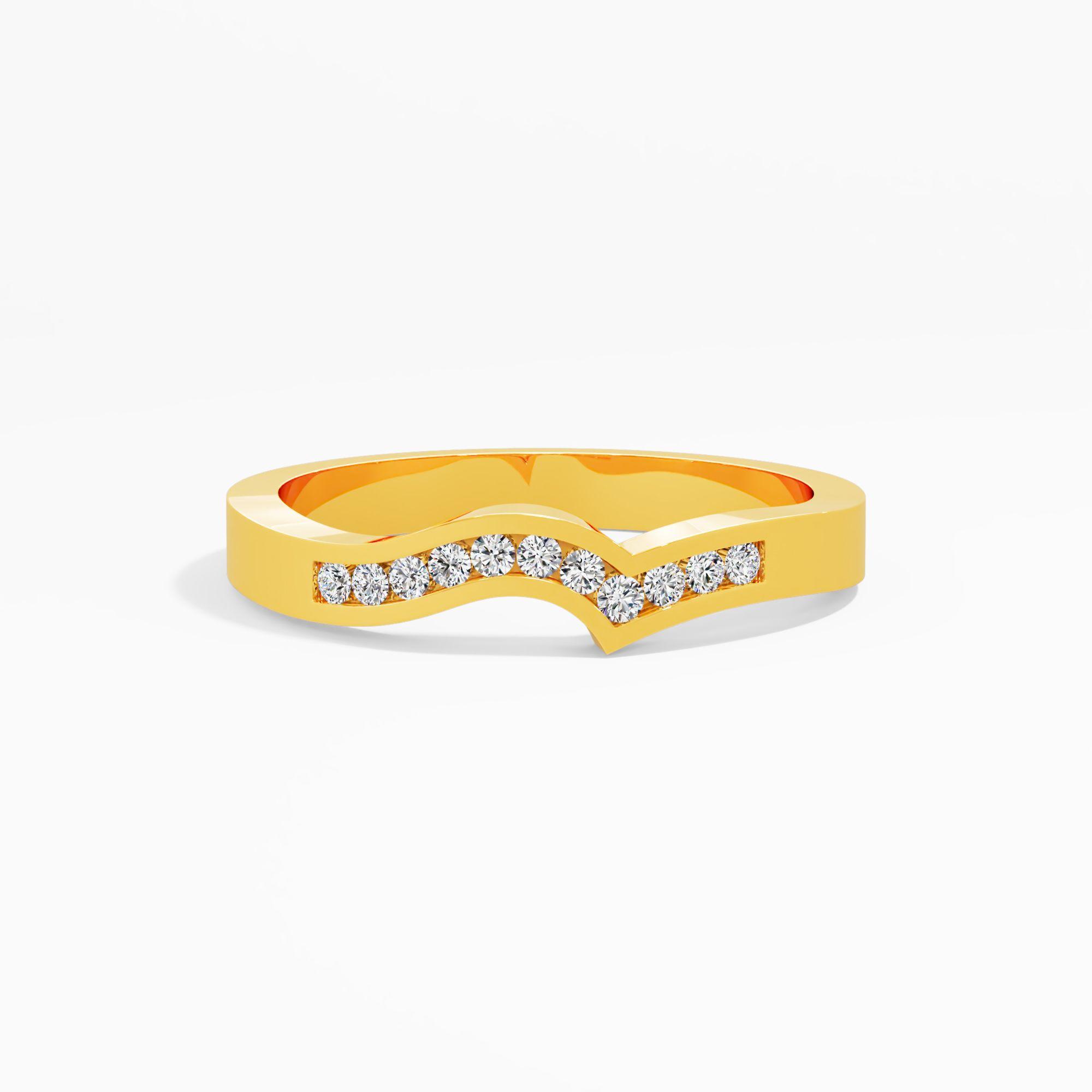 Curved Chevron Diamond Band