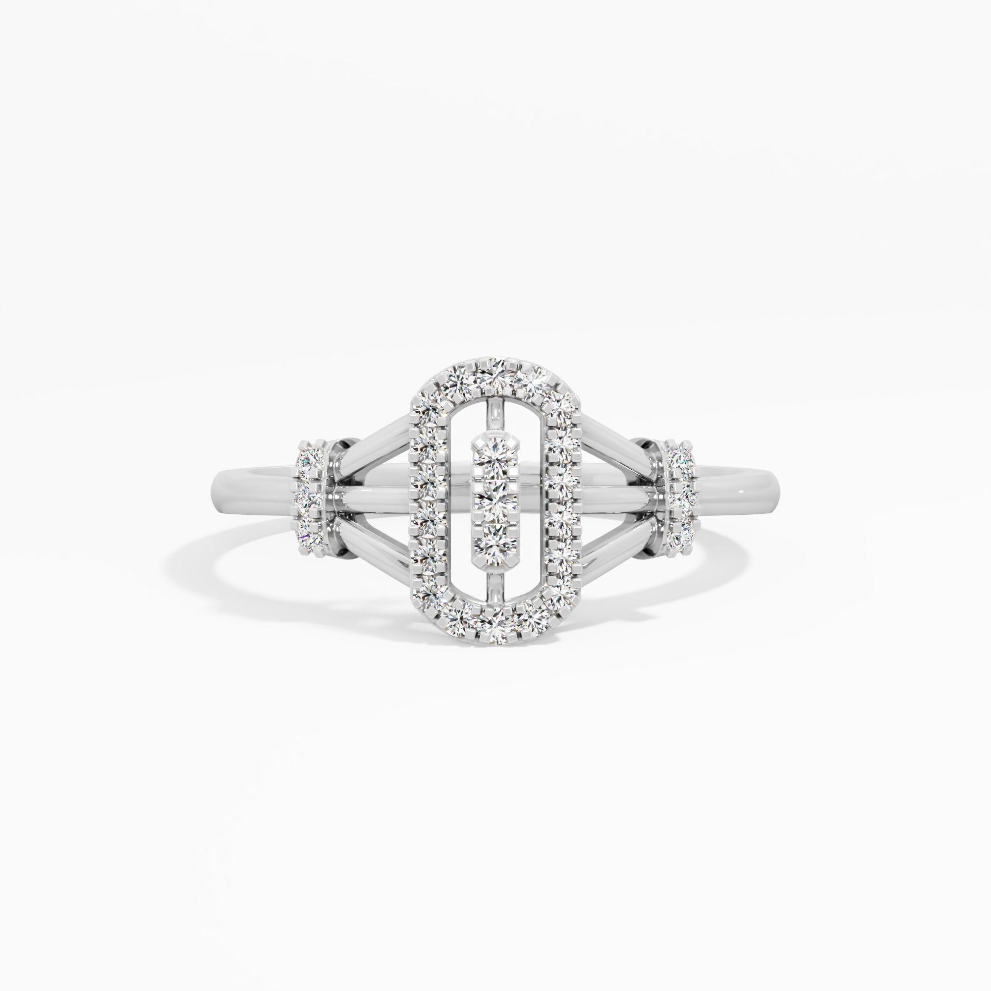 The Central Pillar Cluster Ring