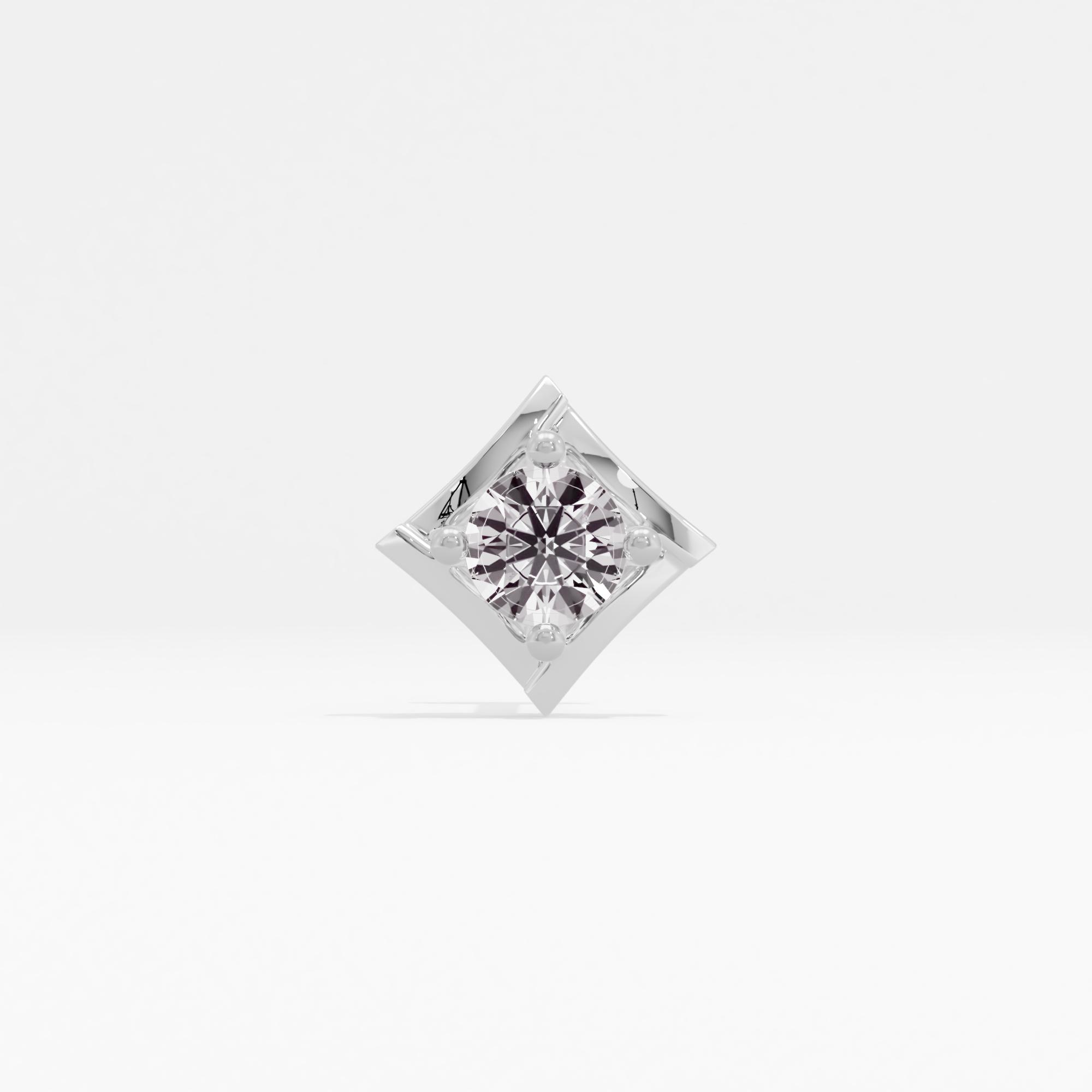 Natural Showcase Solitaire Nose Pin