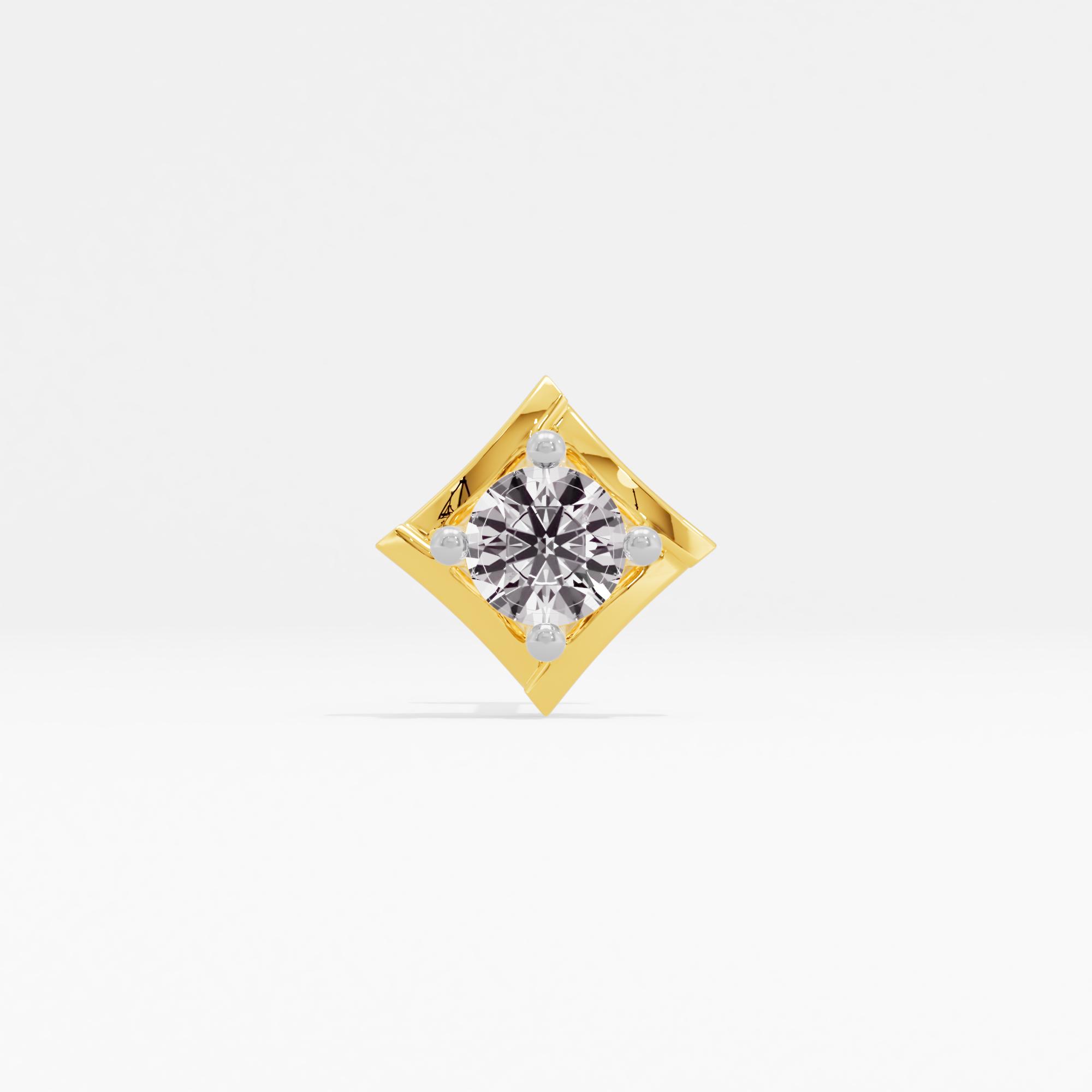 Natural Showcase Solitaire Nose Pin